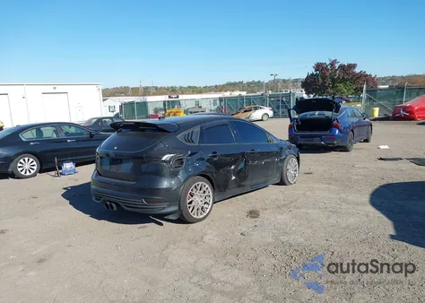 2015 Ford Focus St из США, поврежденный, VIN 1FADP3L92FL214316